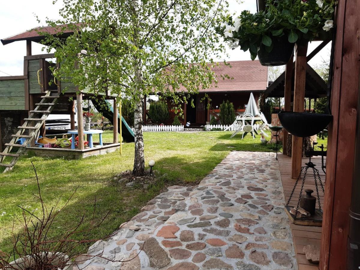 Domek W Kwiatach Zyndaki Exterior foto