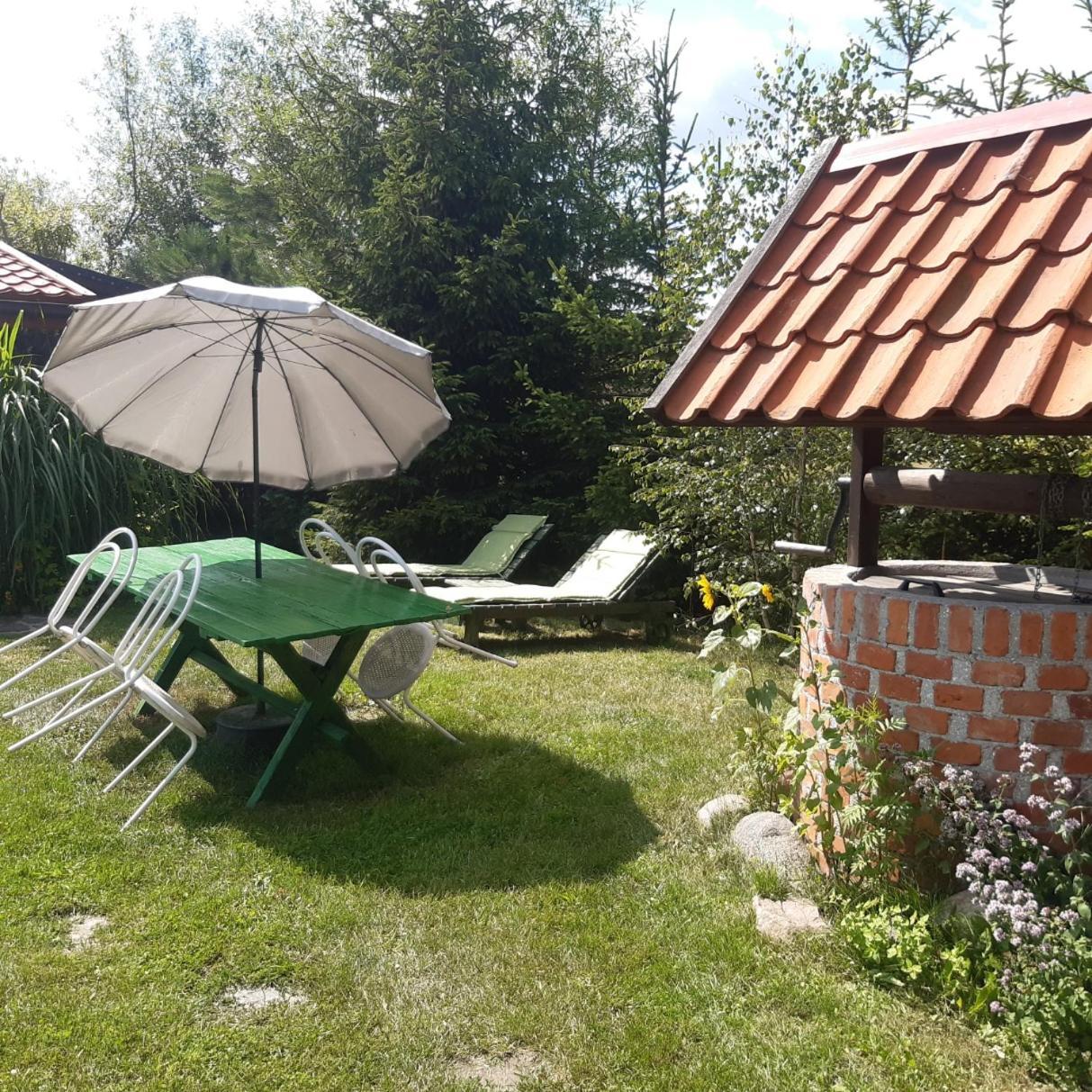 Domek W Kwiatach Zyndaki Exterior foto